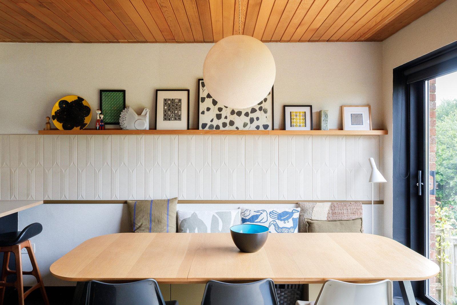 salle à manger décoration mid-century maison rénovée salle à manger décoration mid-century maison rénovée