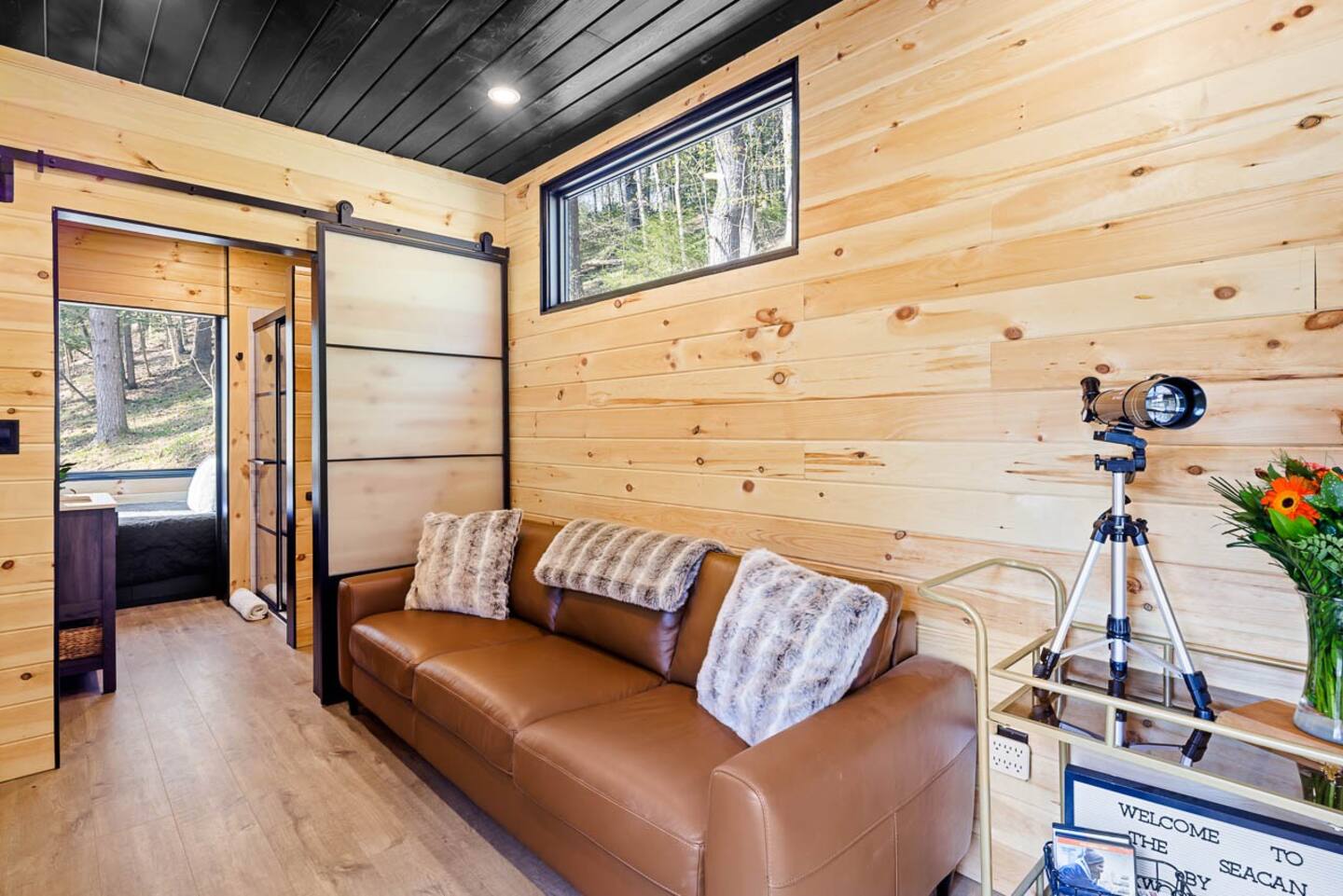 salon et chambre maison container 30m2
