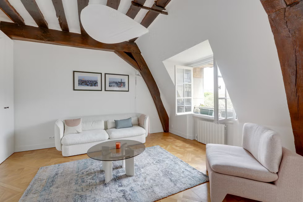 salon appartement Paris place des Vosges salon appartement Paris place des Vosges