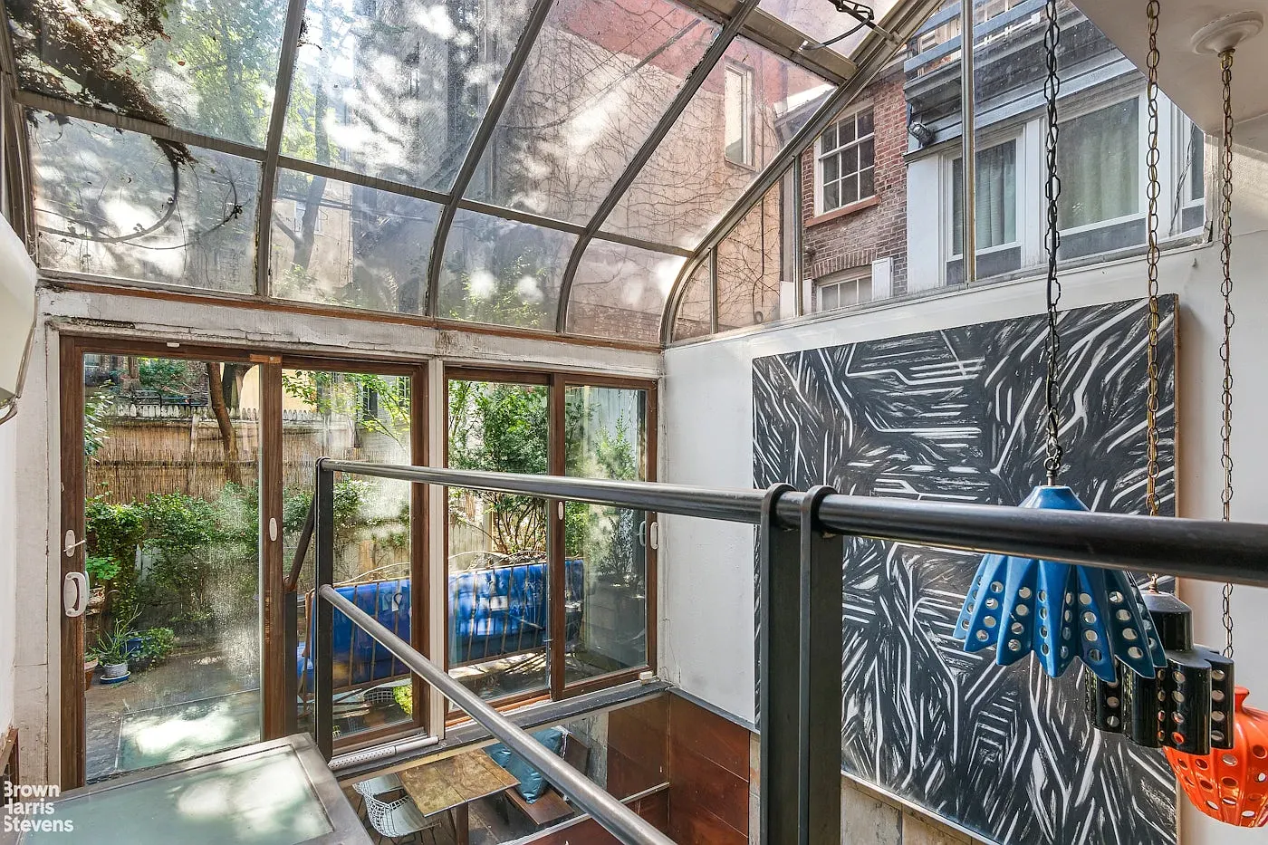 accès jardin avec verrière d accès jardin avec verrière d'atelier maison de ville New York