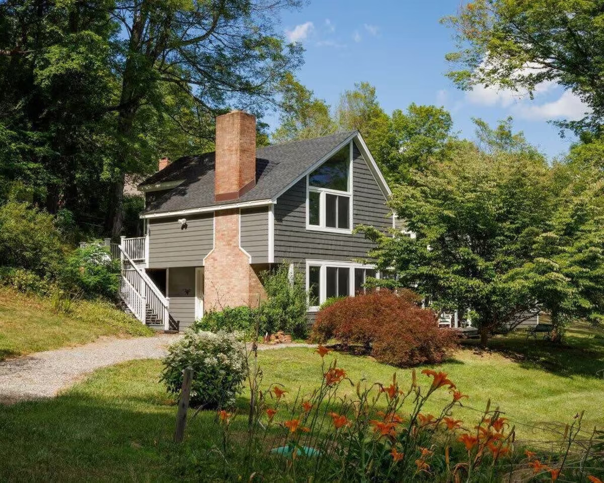 maison de campagne en bois The Library House