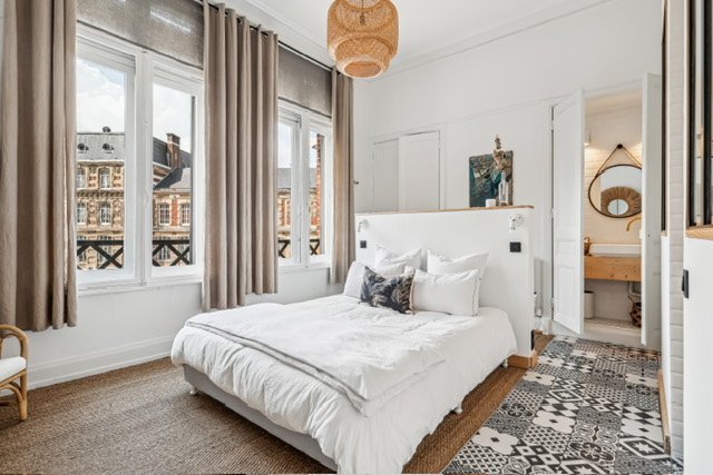 chambre avec moulures décoration classique chic chambre avec moulures décoration classique chic