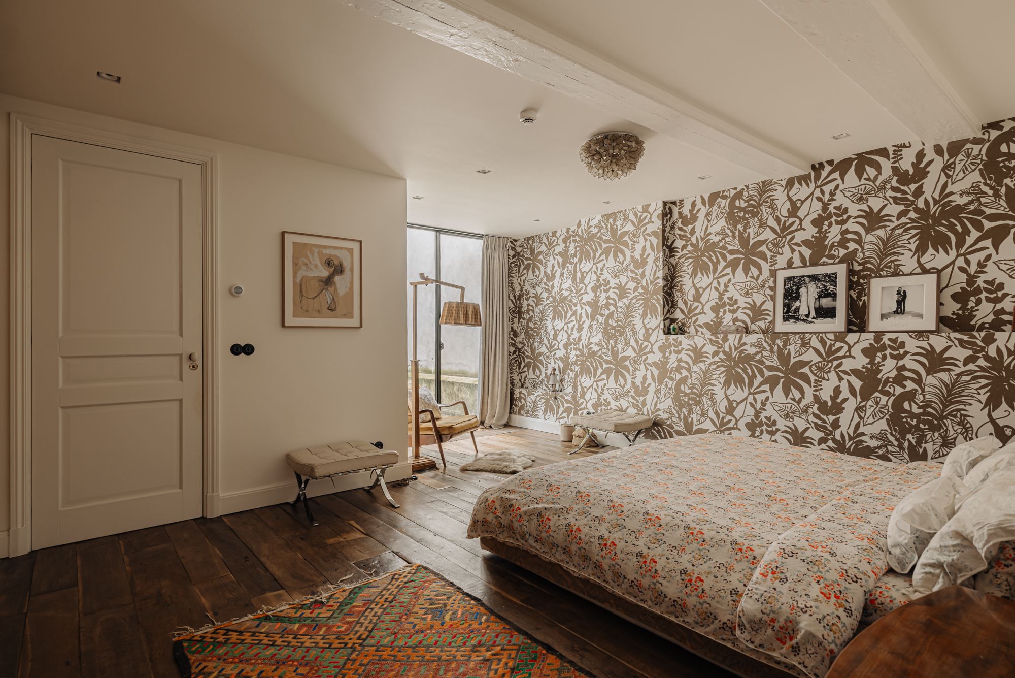 chambre avec papier-peint végétal chambre avec papier-peint végétal