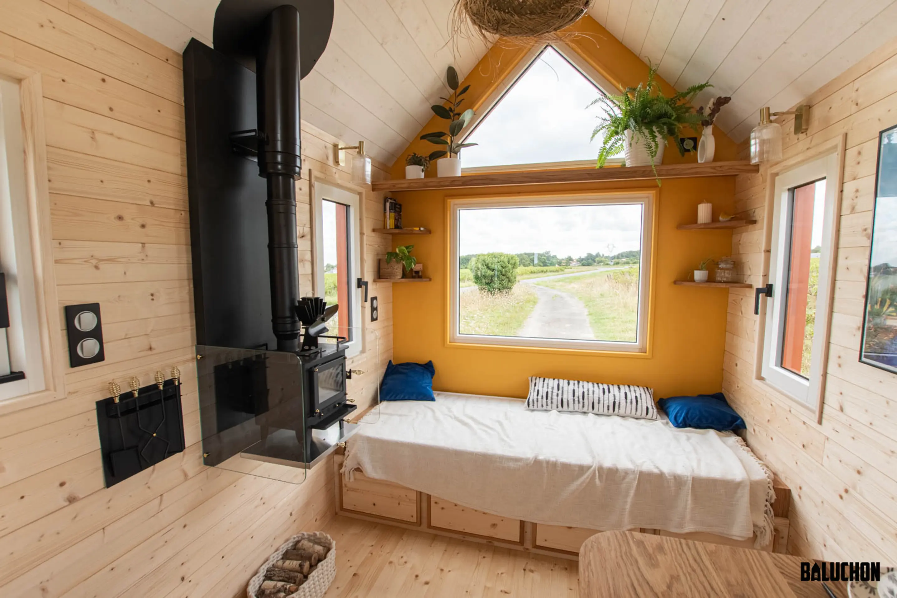 salon tiny house Leïla Baluchon salon tiny house Leïla Baluchon