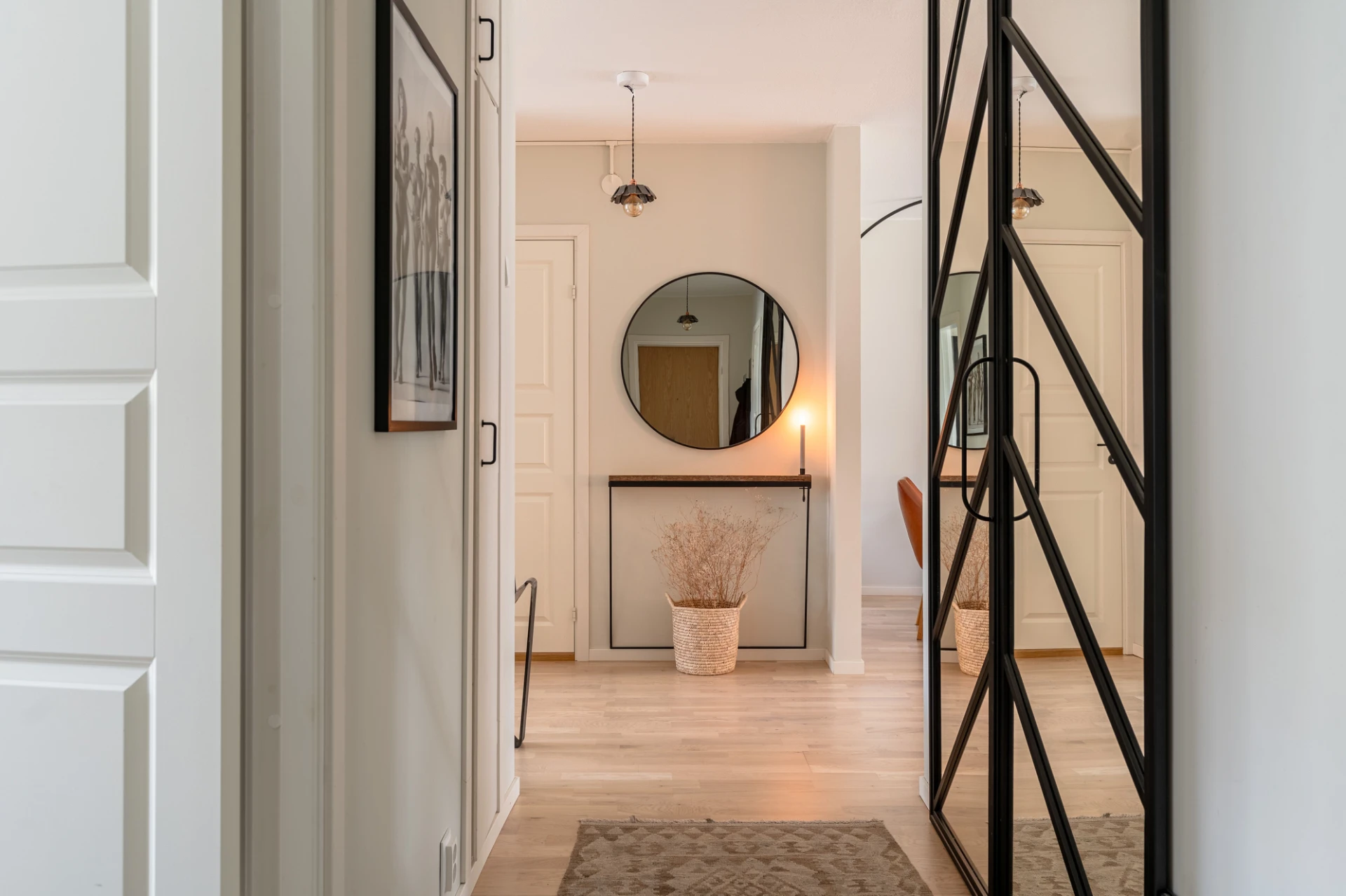 entrée placard miroir décoration contemporaine appartement 73m2