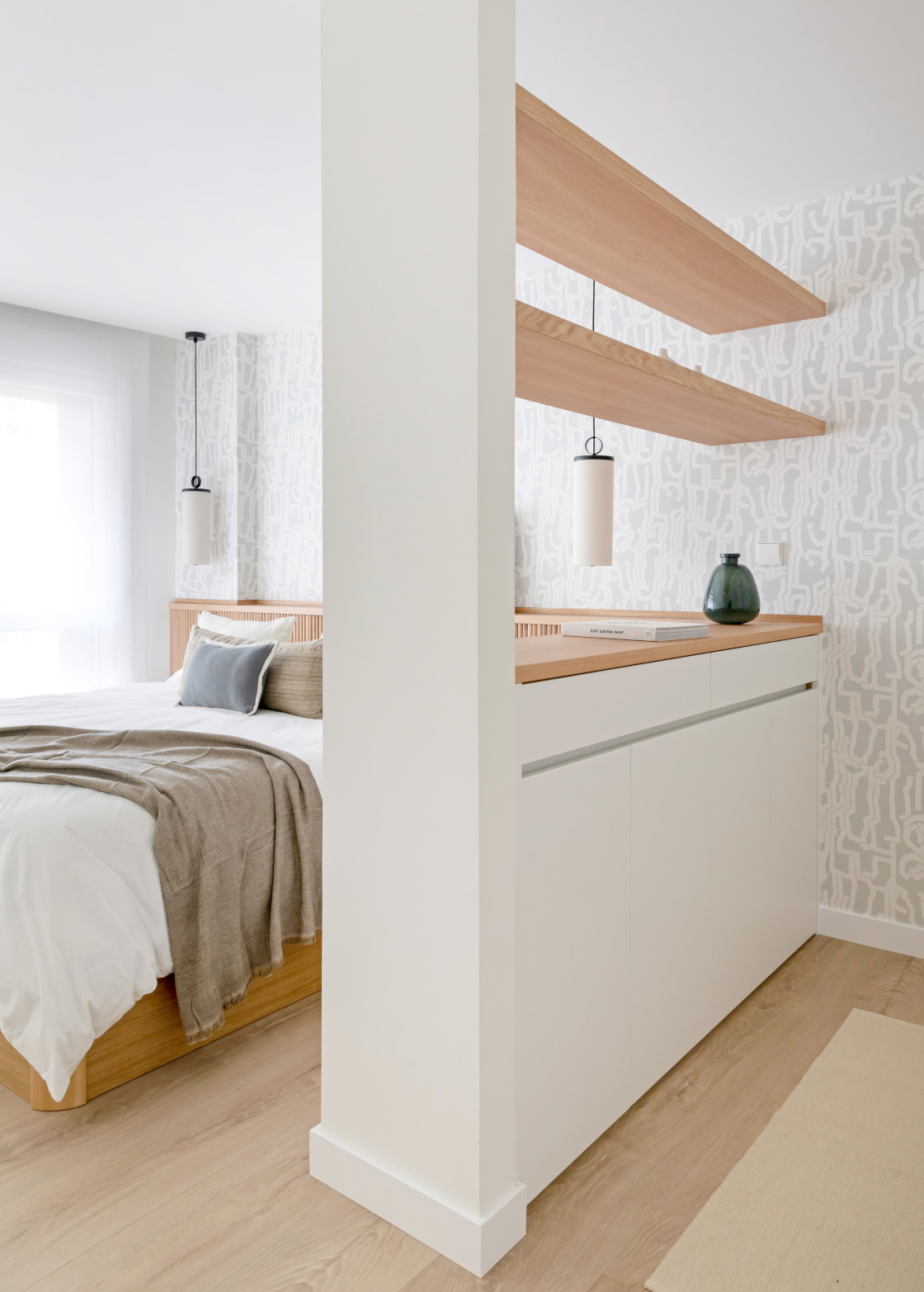 chambre avec dressing ouvert décoration contemporaine appartement 81m2
