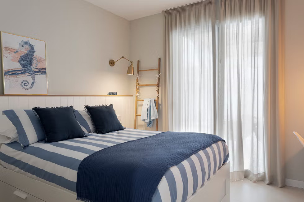 chambre décoration bleue et blanche