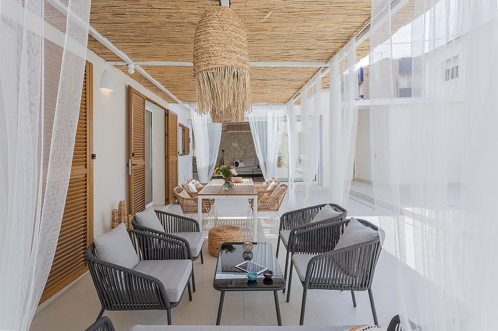 maison de plage avec patio et piscine