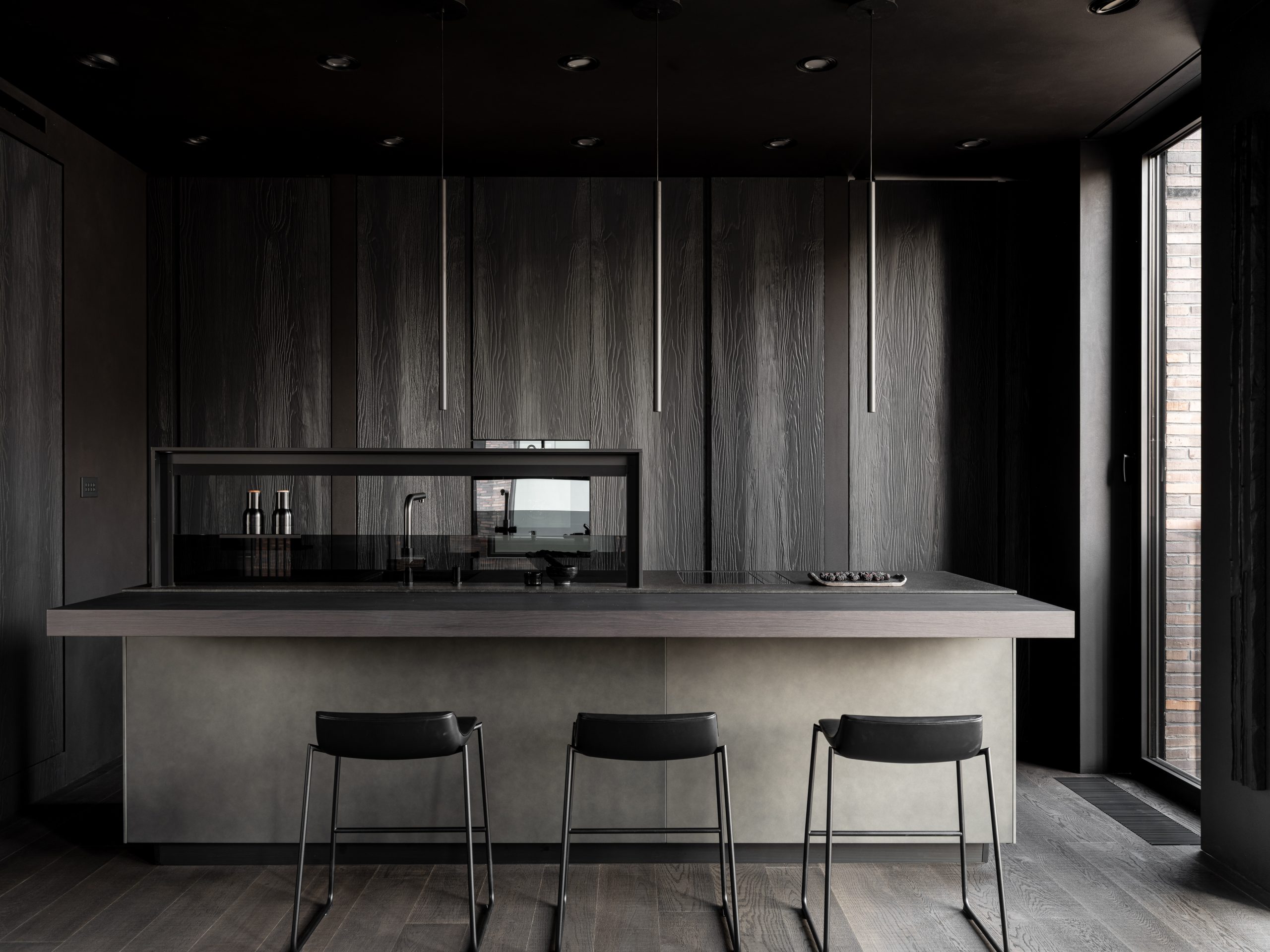 cuisine design appartement contemporain intégralement noir cuisine design appartement contemporain intégralement noir