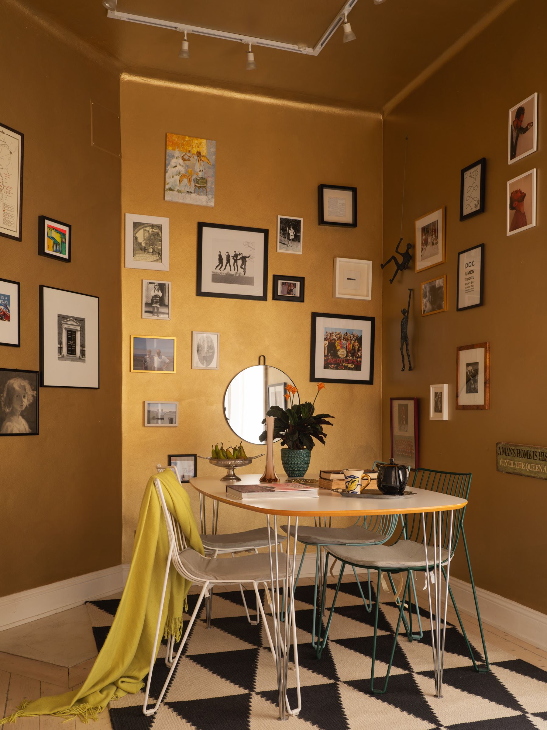 salle à manger murs jaunes salle à manger murs jaunes