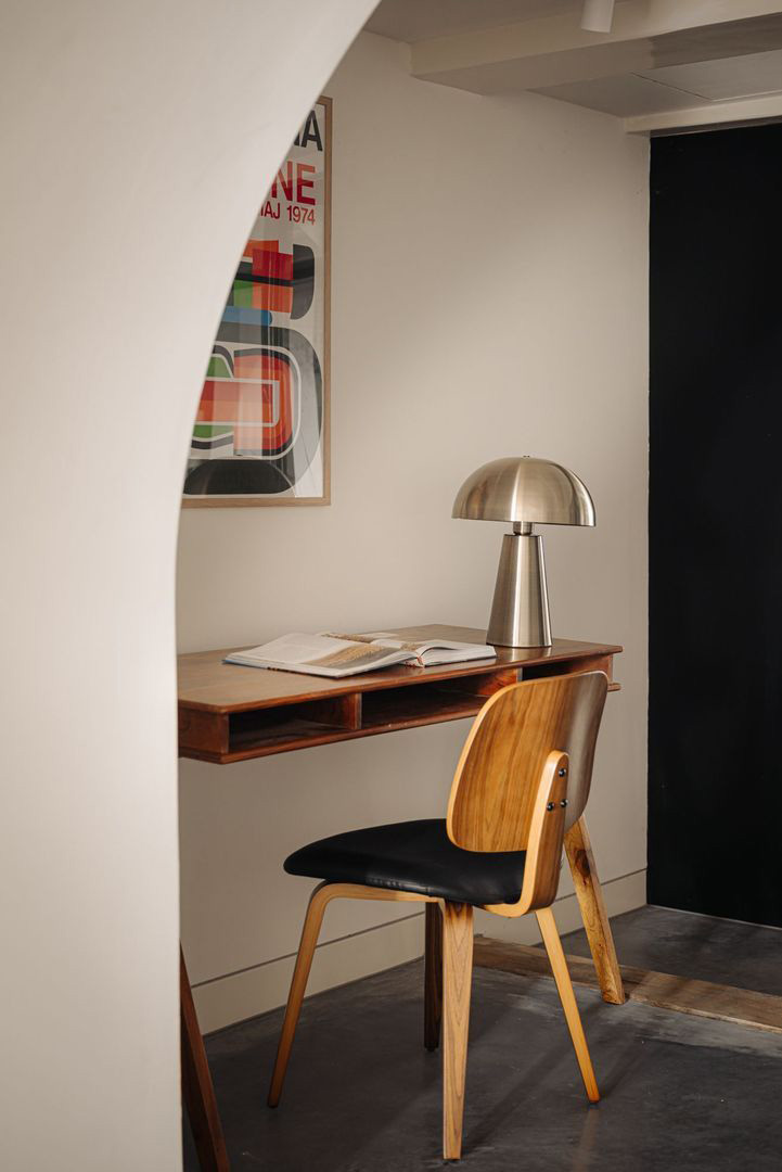 espace bureau dans salon