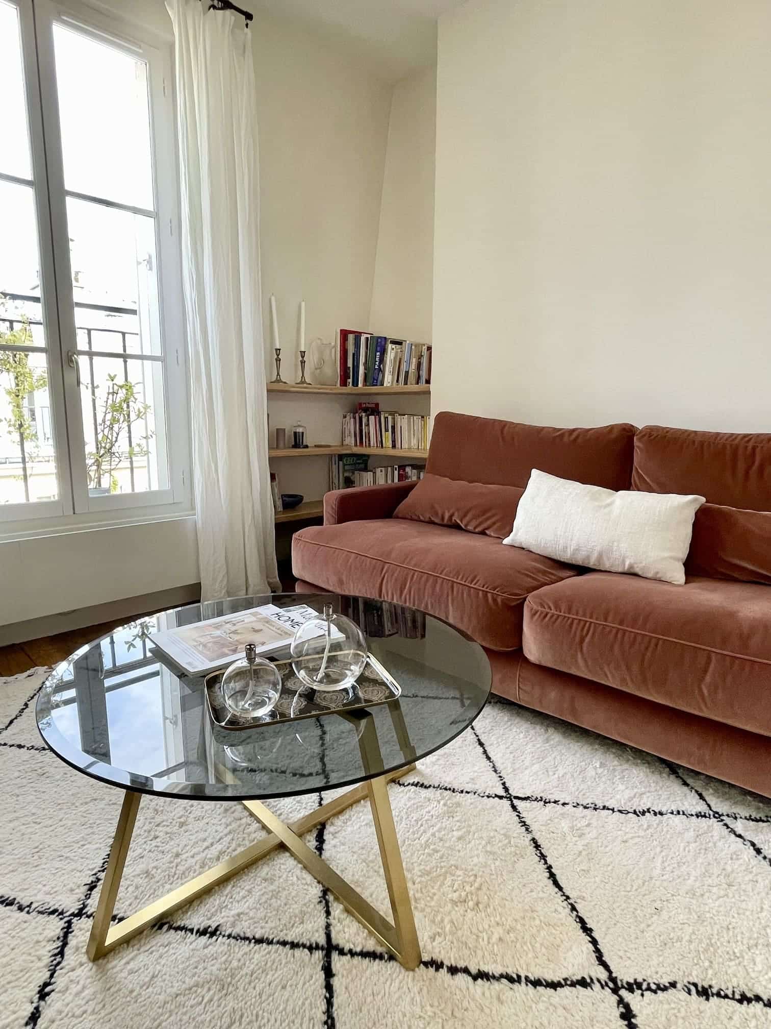 salon appartement Paris par Happy Pog Charlotte Gille salon appartement Paris par Happy Pog Charlotte Gille