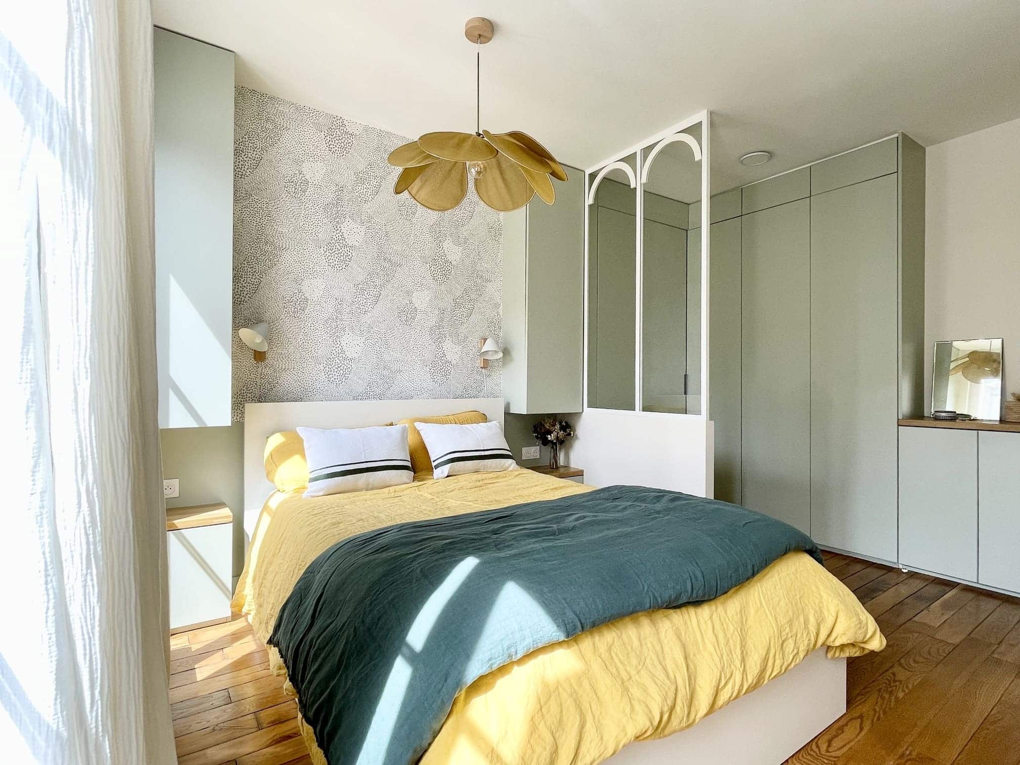chambre avec dressing appartement Paris par Happy Pog Charlotte Gille chambre avec dressing appartement Paris par Happy Pog Charlotte Gille