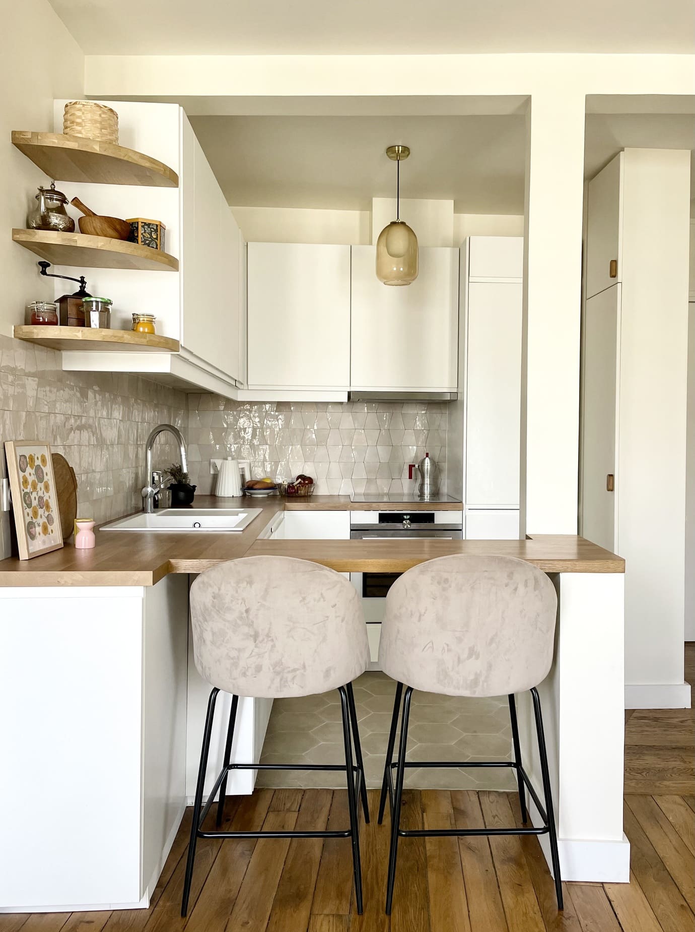 cuisine ouverte appartement Paris par Happy Pog Charlotte Gille cuisine ouverte appartement Paris par Happy Pog Charlotte Gille