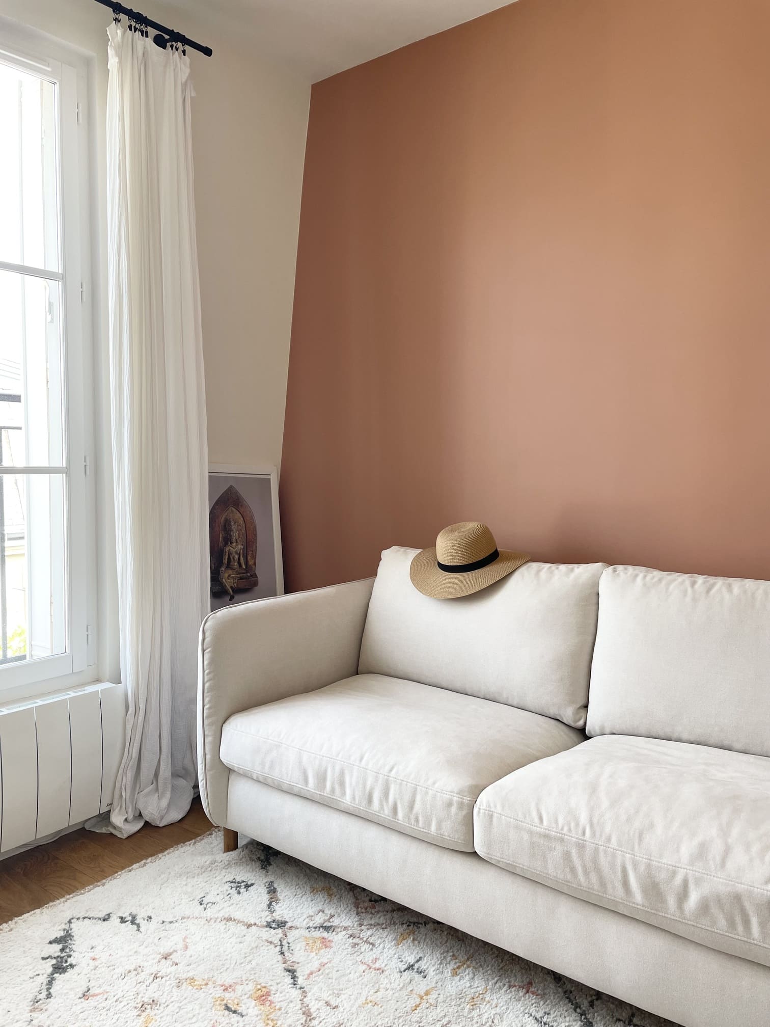 chambre mur terracotta appartement Paris par Happy Pog Charlotte Gille chambre mur terracotta appartement Paris par Happy Pog Charlotte Gille
