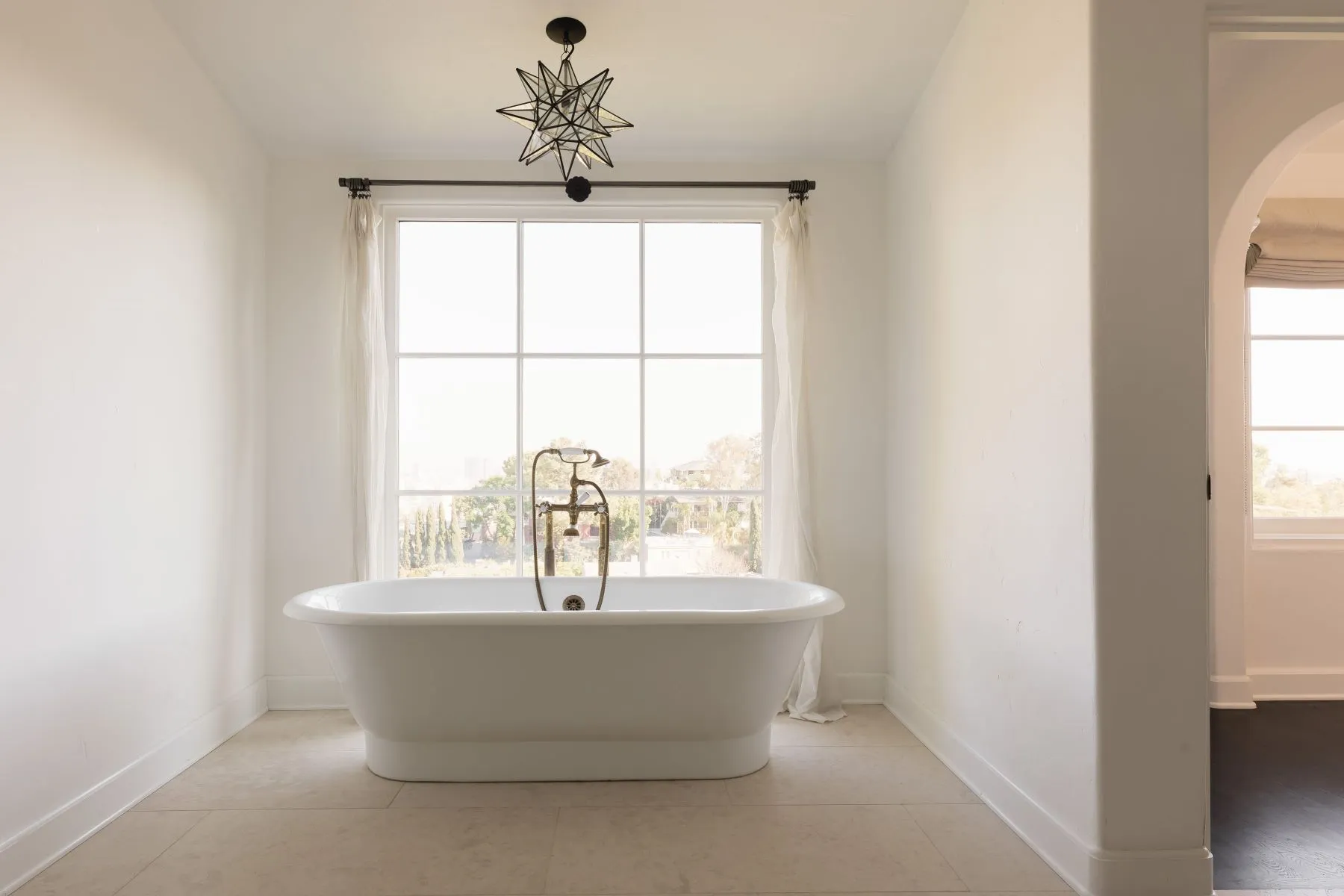 salle de bain avec baignoire îlot rétro salle de bain avec baignoire îlot rétro