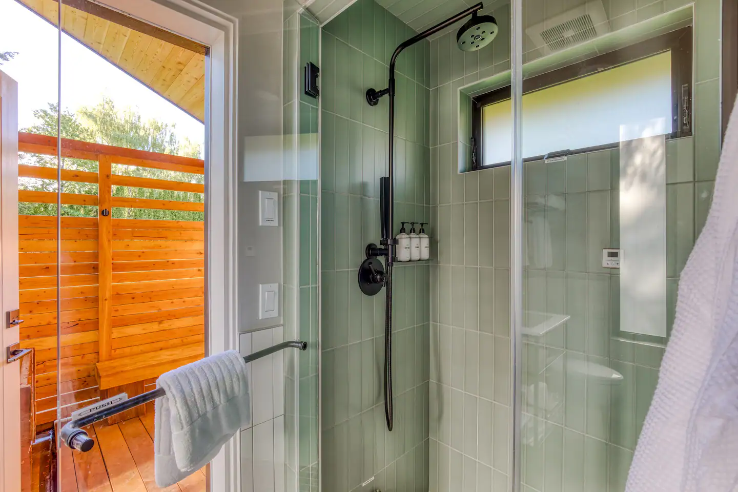 salle de bain petite maison en bois salle de bain petite maison en bois