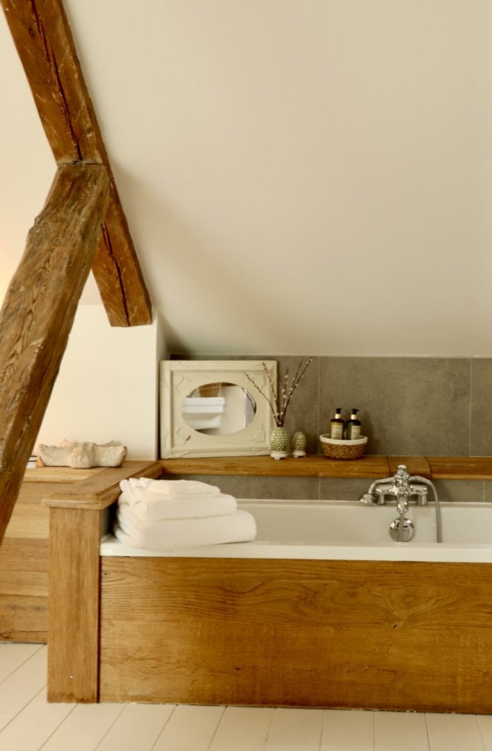 salle de bain avec poutres Maison Mouche salle de bain avec poutres Maison Mouche