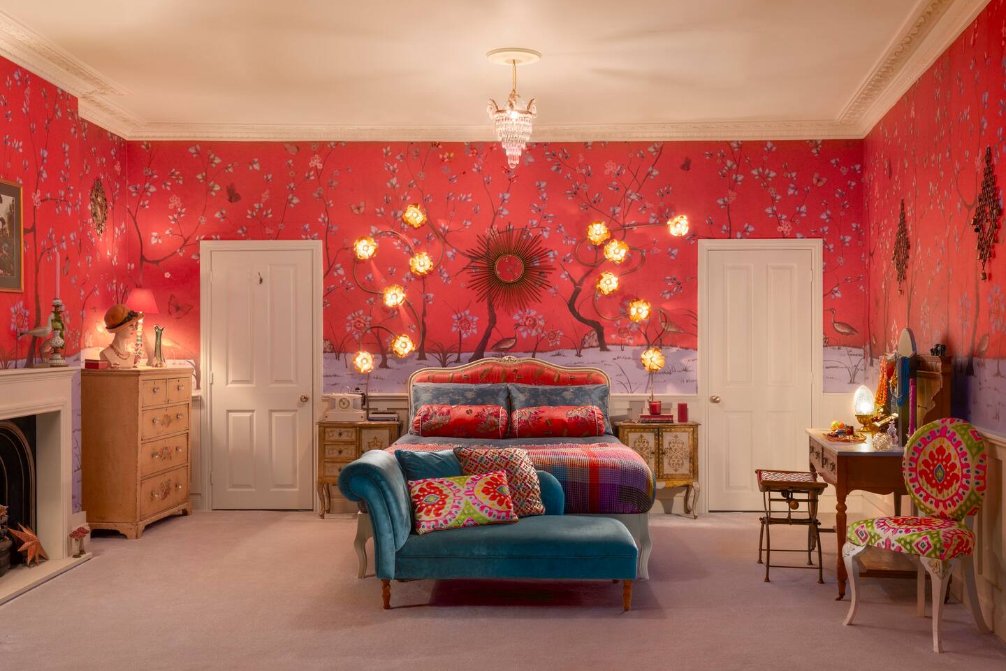 chambre décoration colorée maison Airbnb ours Padington Londres