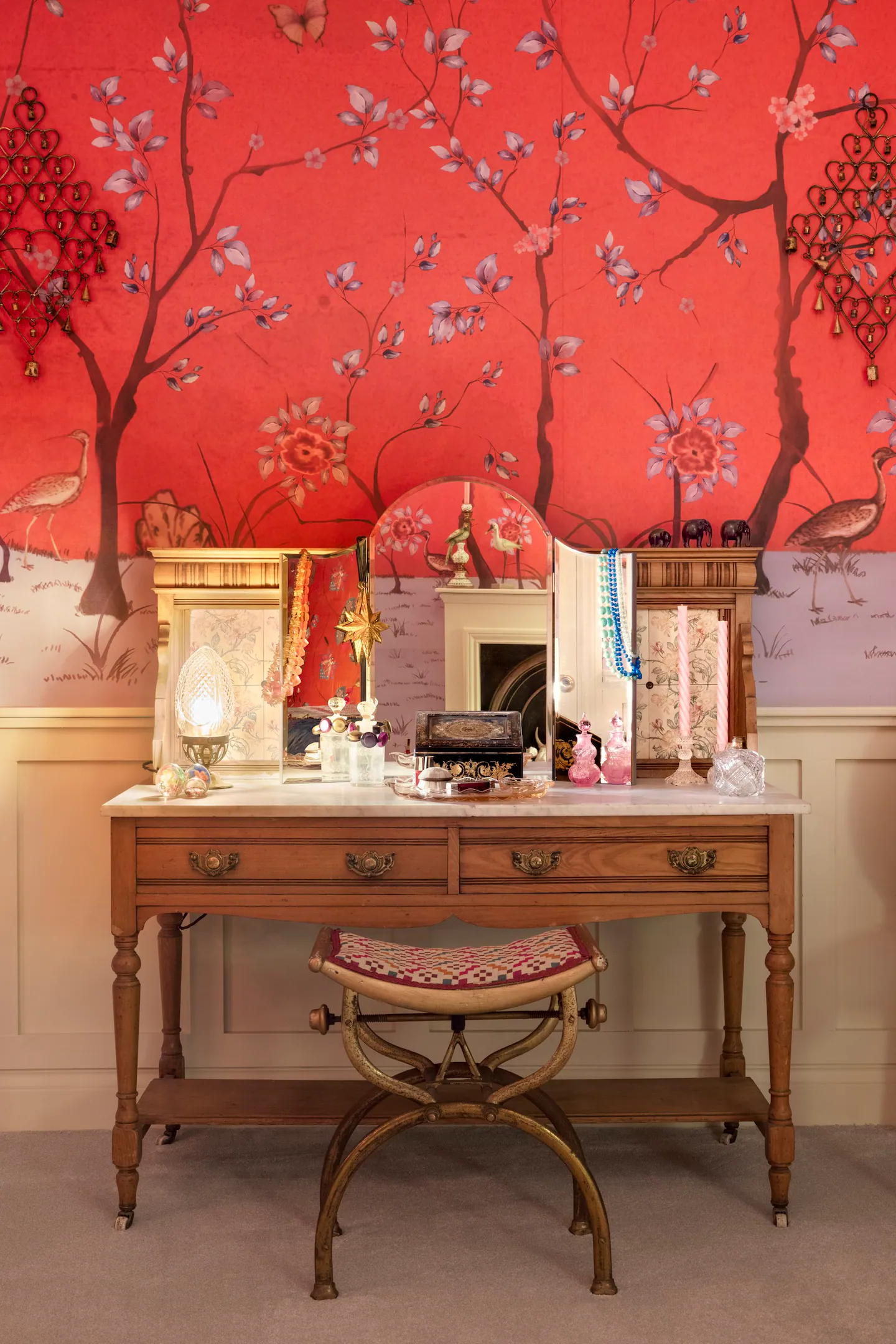 chambre décoration colorée maison Airbnb ours Padington Londres
