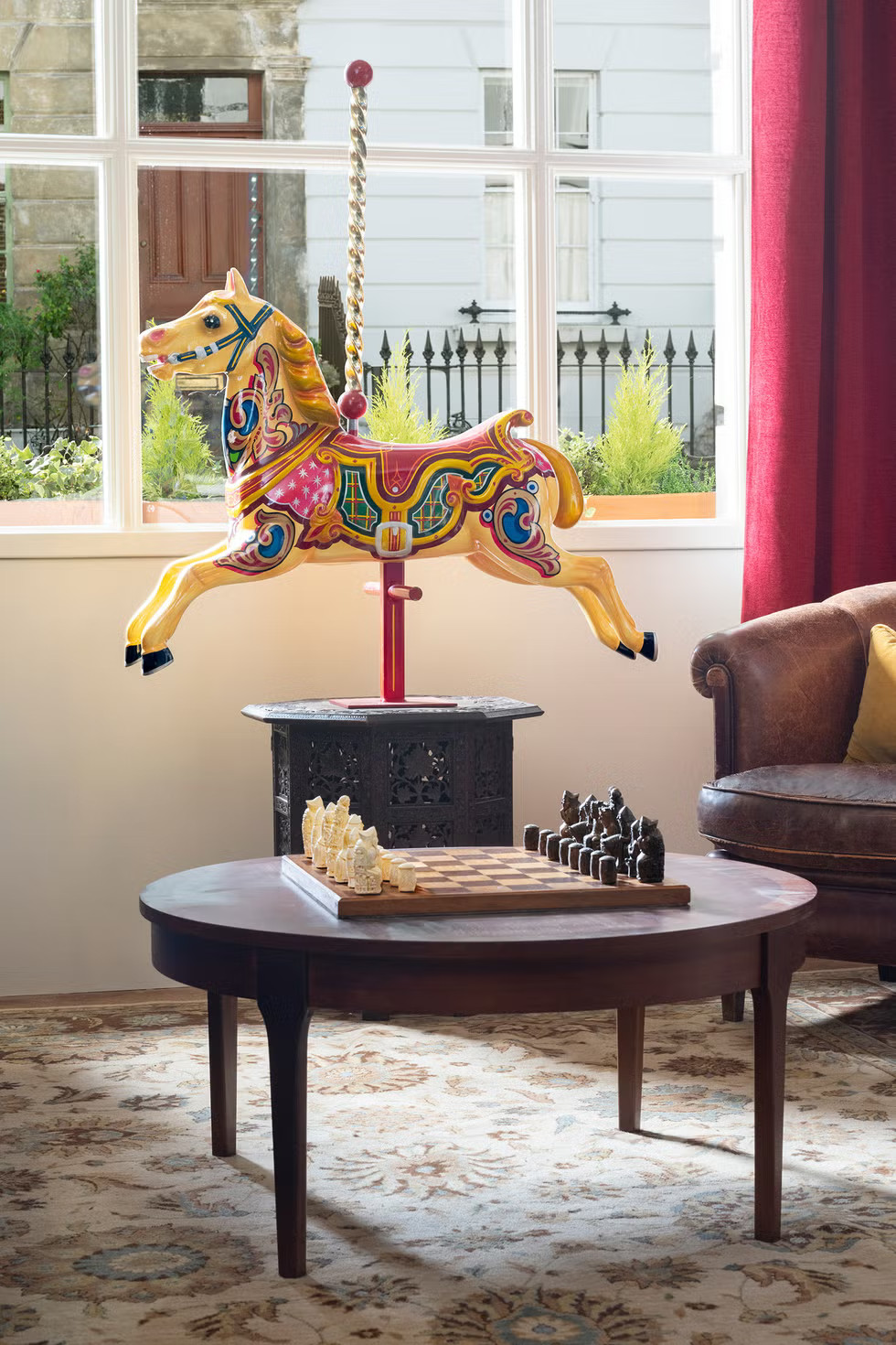 cheval de manège en bois