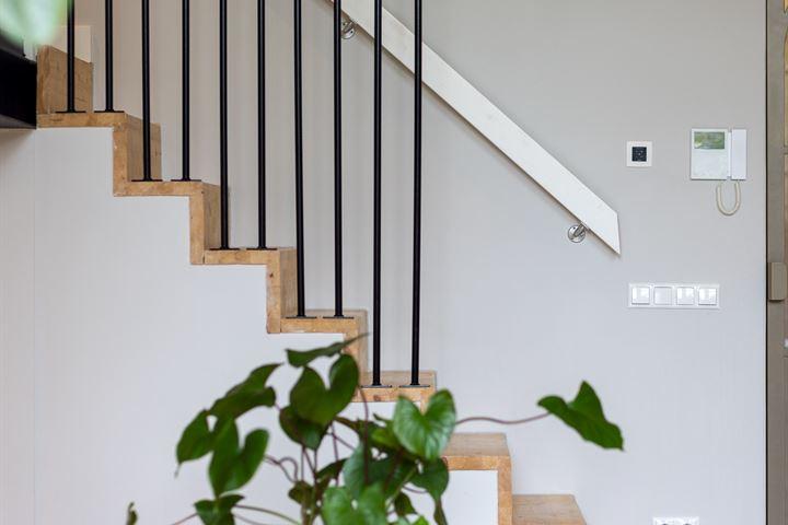 escalier bois garde-corps acier noir escalier bois garde-corps acier noir