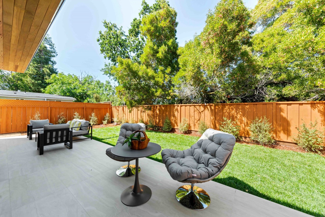 jardin avec palissade bois maison SIDCO HOMES