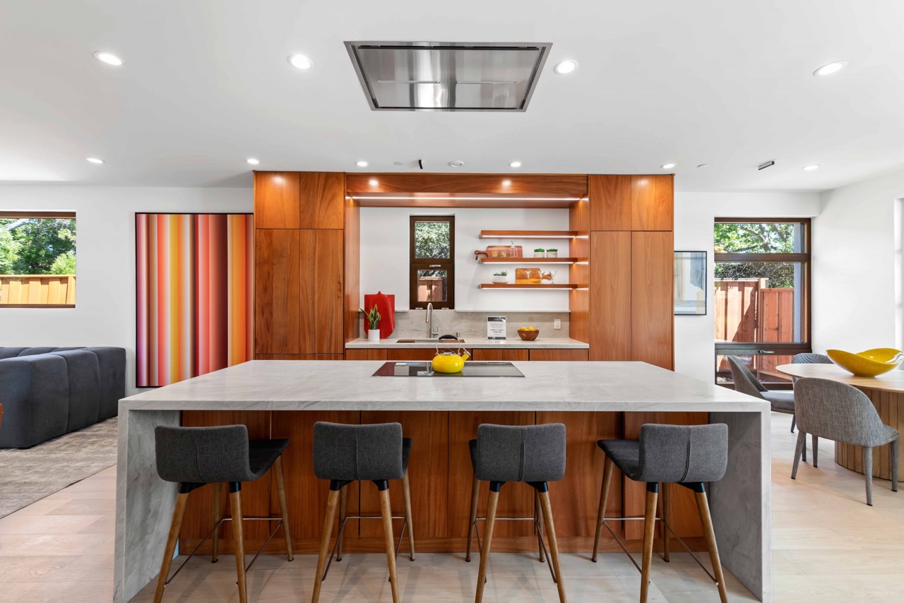 cuisine bois ouverte maison autonome Tesla par SIDCO HOMES