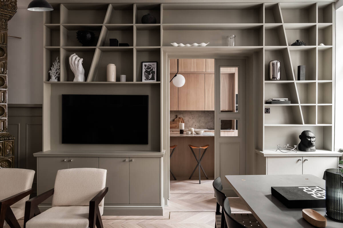 salon avec moulures décoration contemporaine
