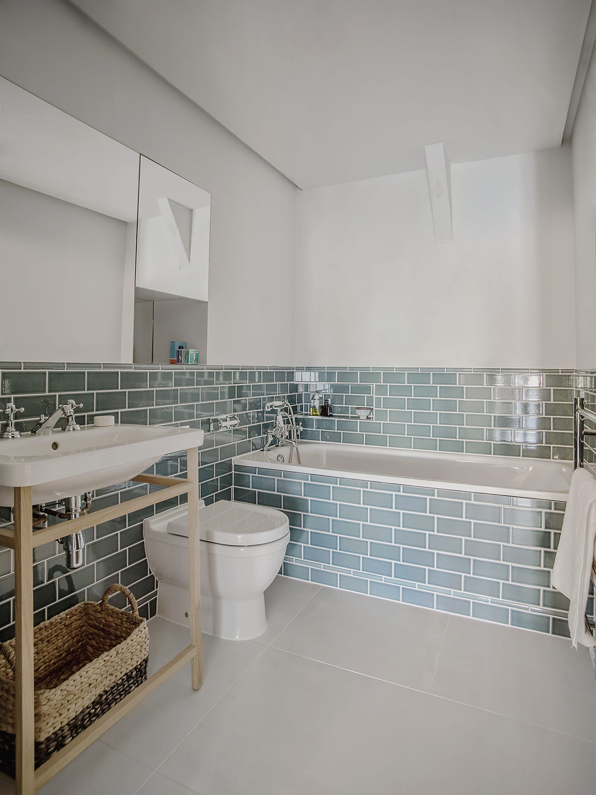 salle de bain carrelage vert maison de ville