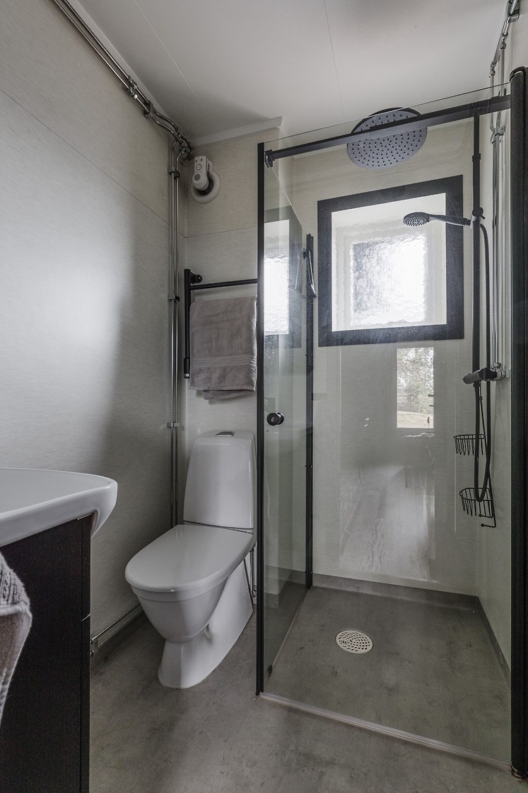 salle de bain design grise