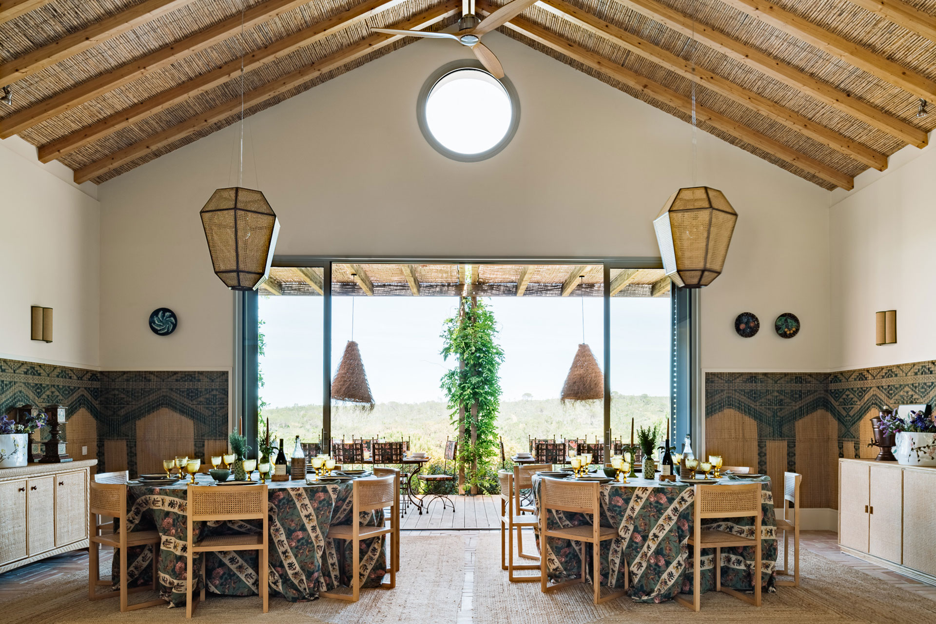 salle à manger décoration colorée et rustique maison Portugal salle à manger décoration colorée et rustique maison Portugal