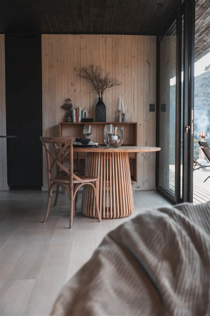 salle à manger maison préfabriquée et modulaire en bois Verloren par Huizen Modular Homes