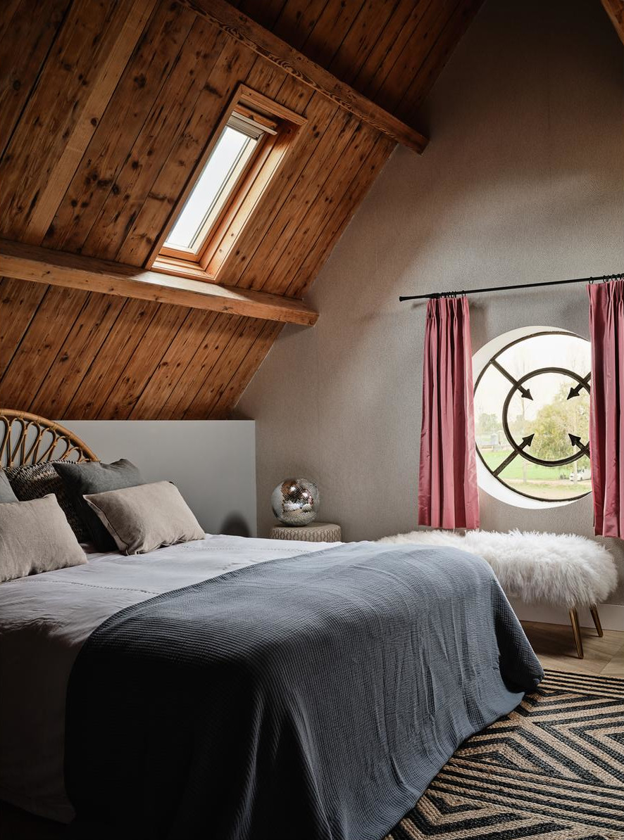 chambre mansardée plafond bois chambre mansardée plafond bois