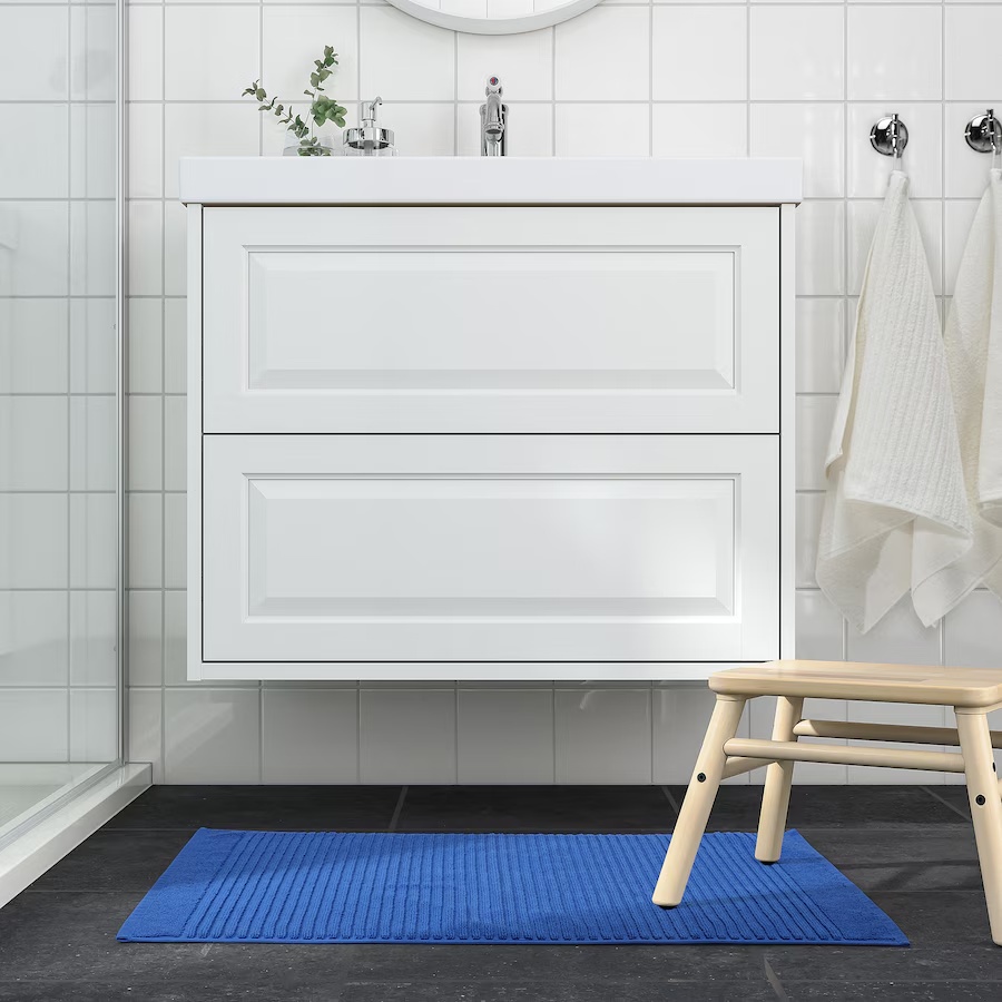 tapis de bain IKEA couleur de l'année 2025