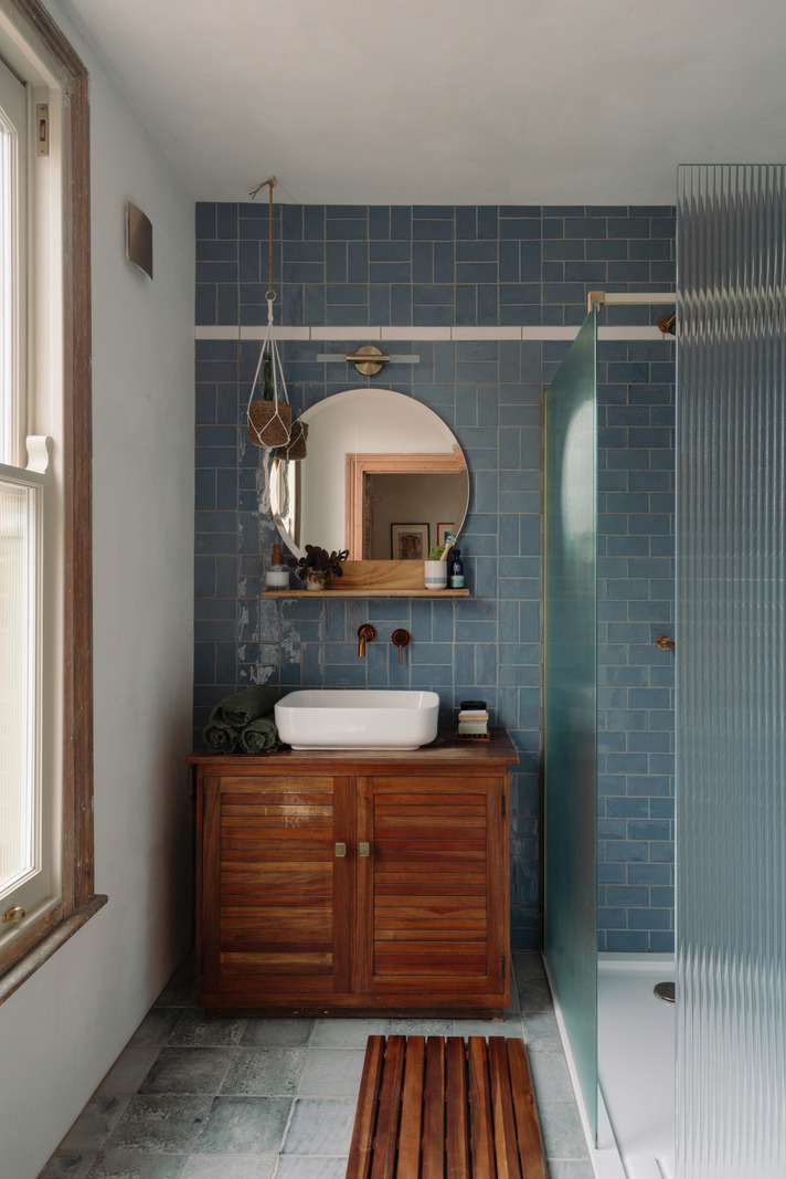 salle de bain carrelage bleu