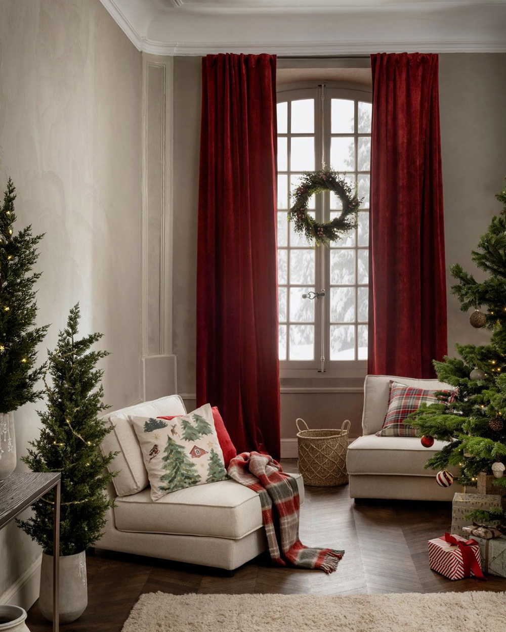 salon maison avec décoration Noël traditionnel salon maison avec décoration Noël traditionnel
