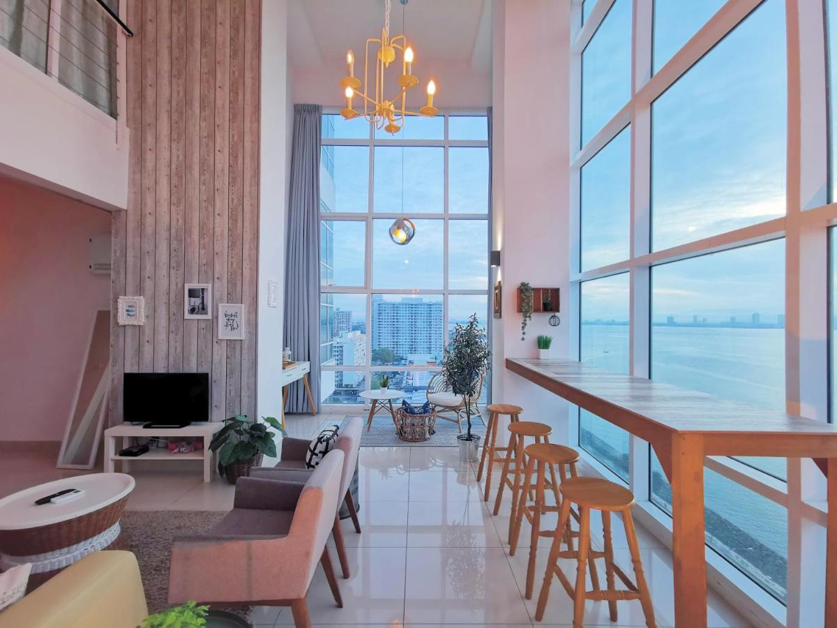 salon vue mer appartement en duplex