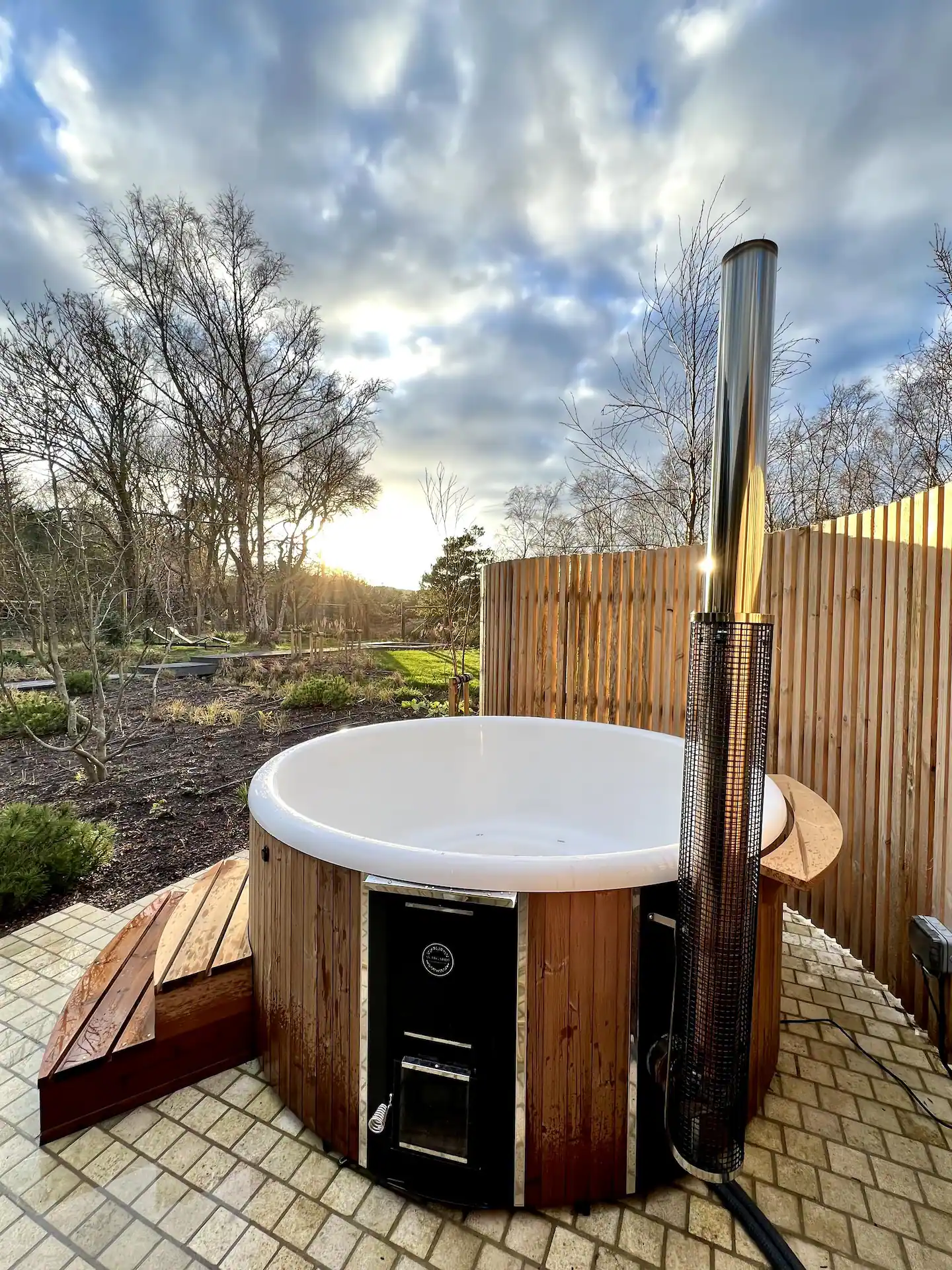 spa chauffage bois dans jardin spa chauffage bois dans jardin