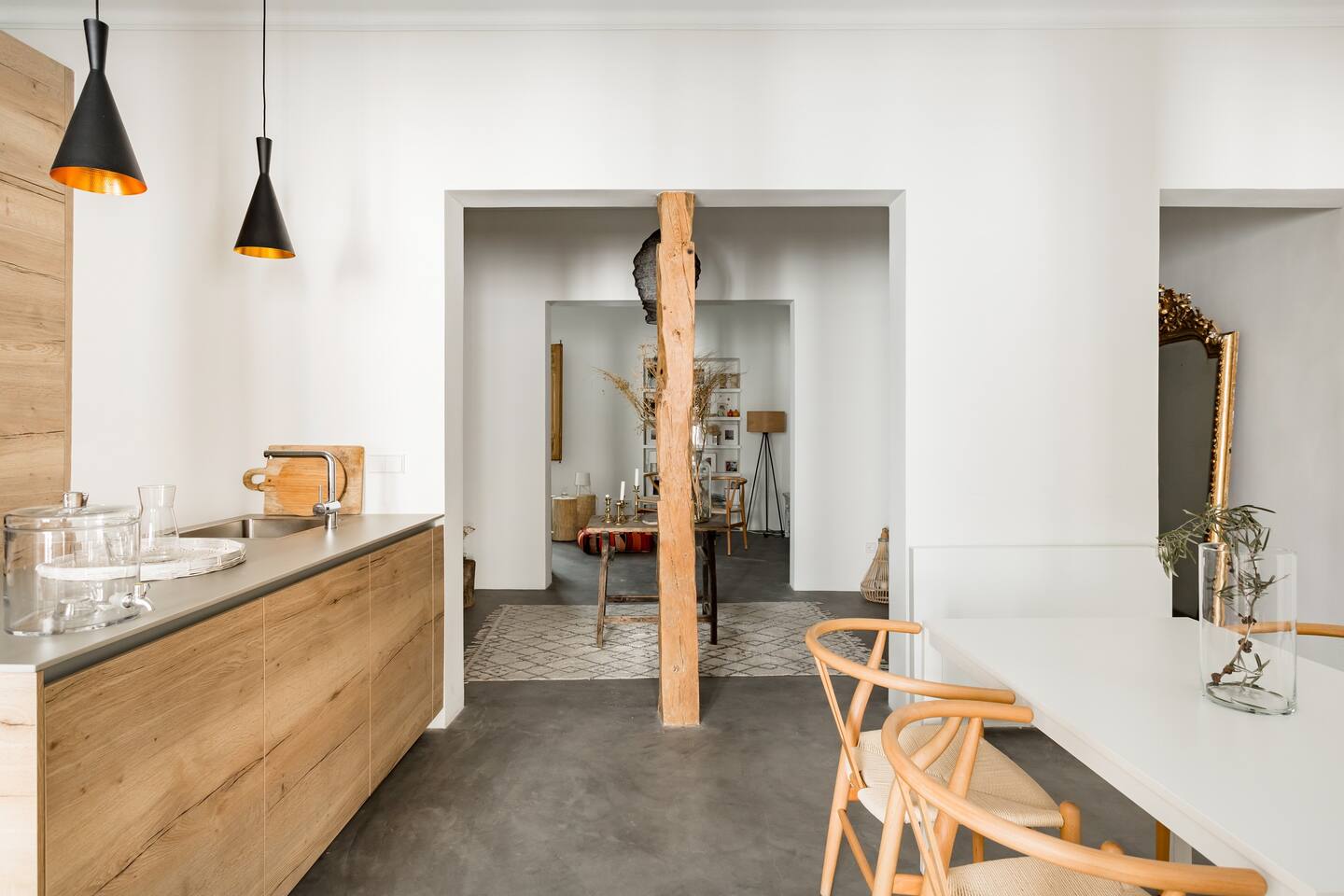 cuisine design bois avec salle à manger