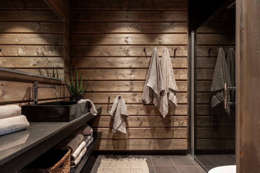 salle de bain chalet de 102m2 intérieur bois