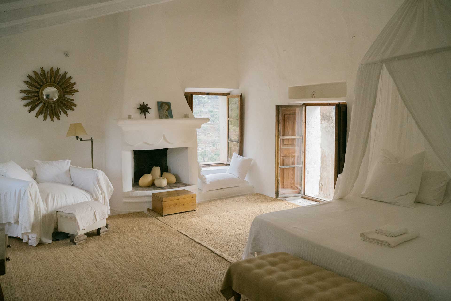 chambre avec poutres maison Majorque San Rullan