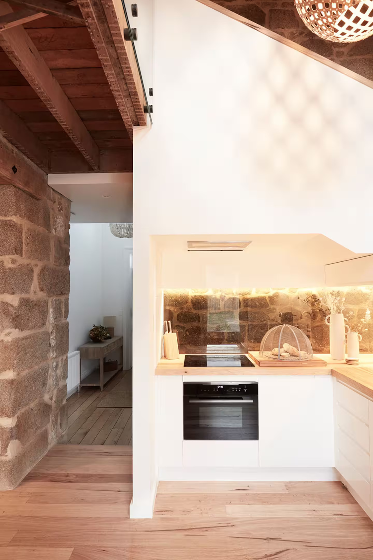 cuisine blanche décoration contemporaine maison en granit cuisine blanche décoration contemporaine maison en granit