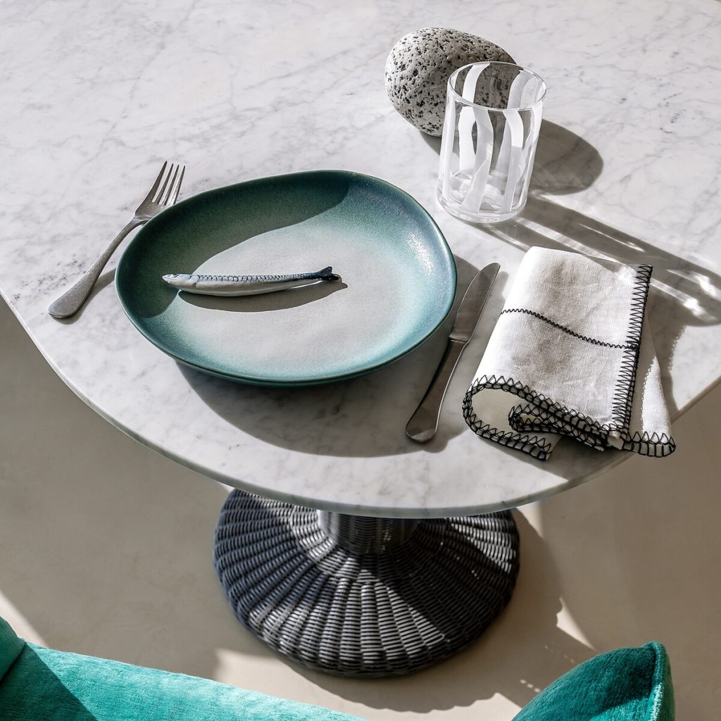 vaisselle bleue collection OTTO Nomad Escape collaboration Catalogue AM PM 2025 vaisselle bleue collection OTTO Nomad Escape collaboration Catalogue AM PM 2025