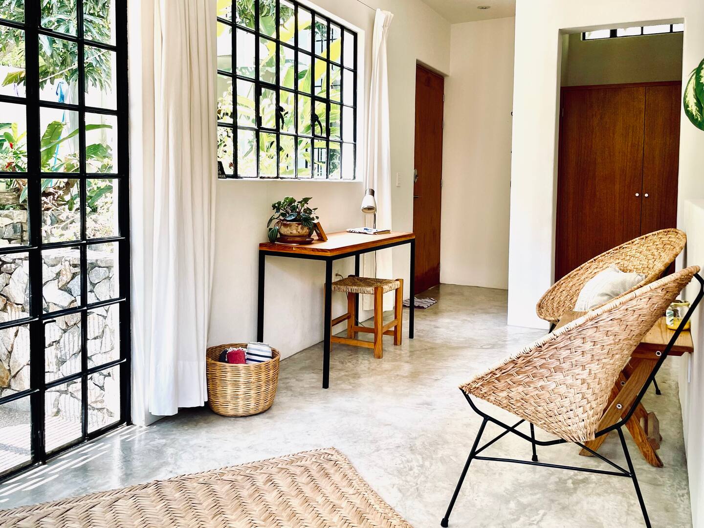 salon petite maison avec piscine Mexique Sayulita Casita Los Grillos