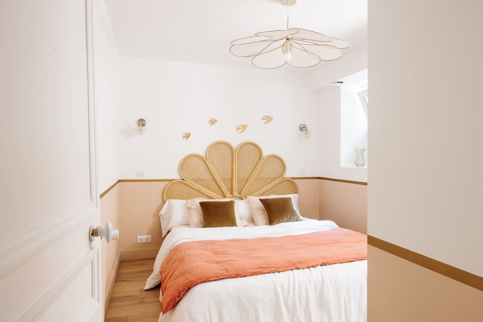 chambre terracotta maison de ville rénovée par Happy Pog photo © Aurélie Deglane chambre terracotta maison de ville rénovée par Happy Pog photo © Aurélie Deglane