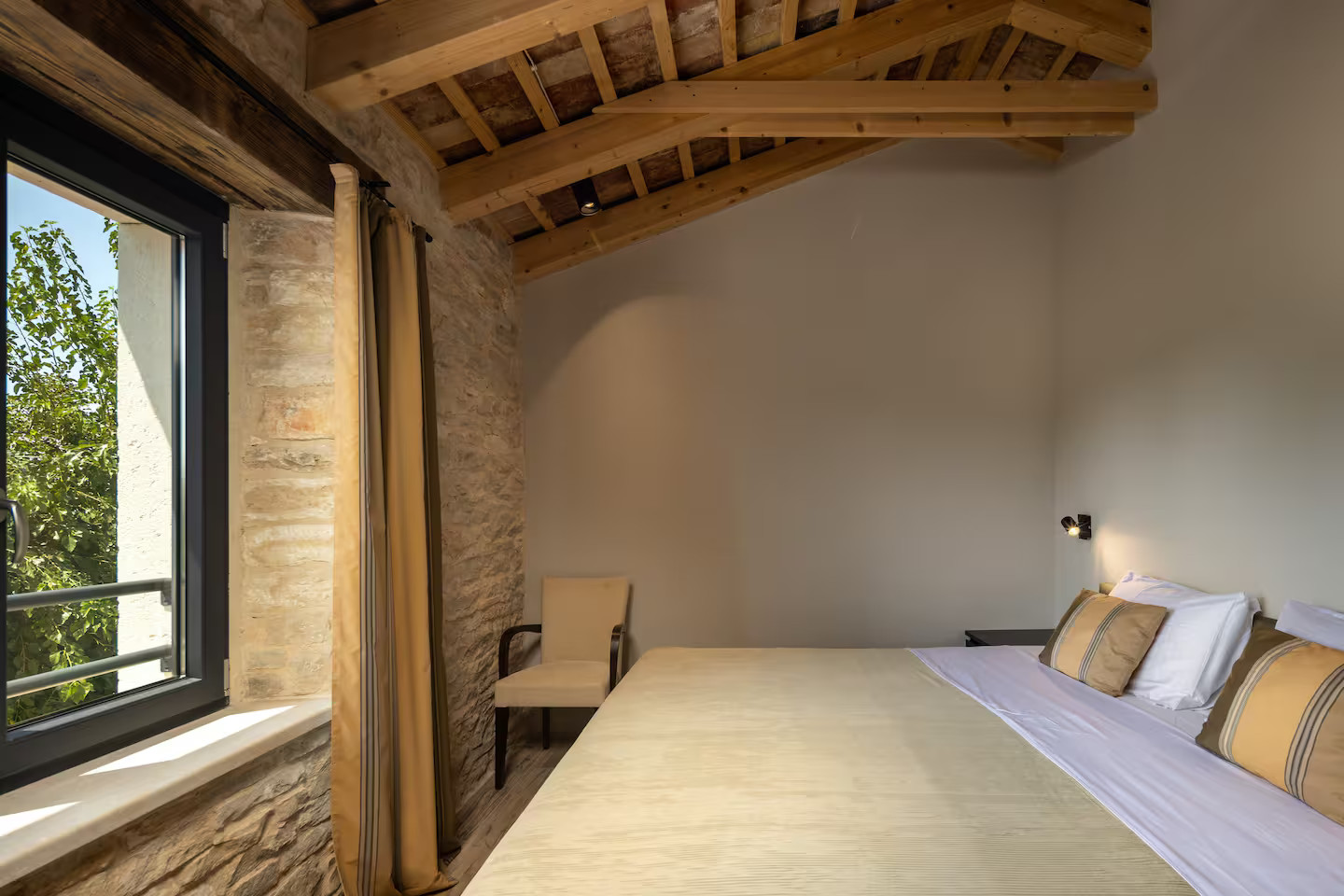 chambre maison en pierres rénovée Croatie, Villa la Vinella