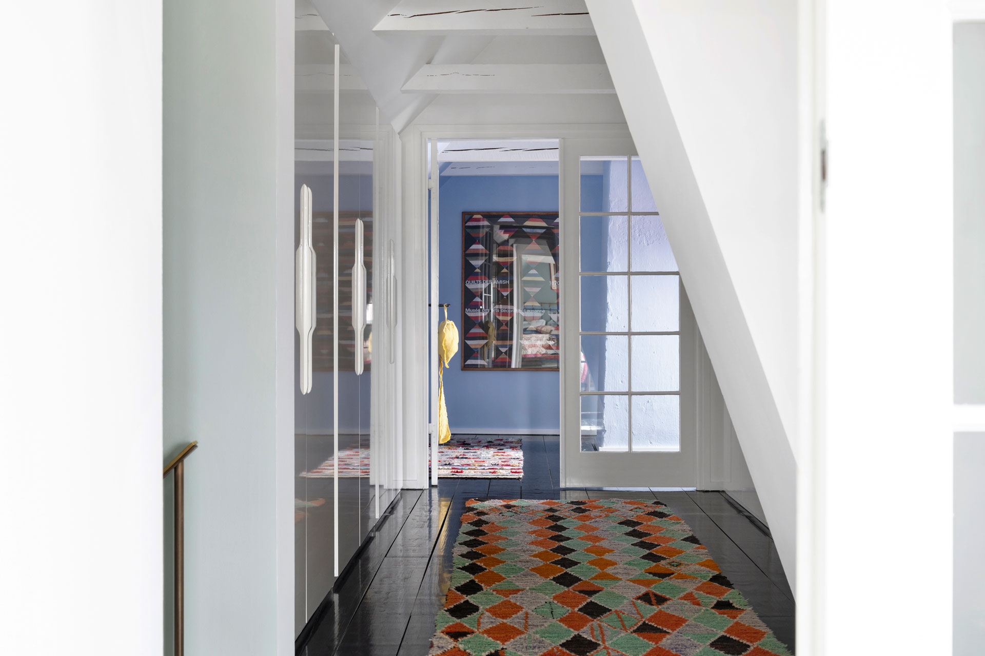 couloir duplex Copenhague décoration vintage scandinave couloir duplex Copenhague décoration vintage scandinave