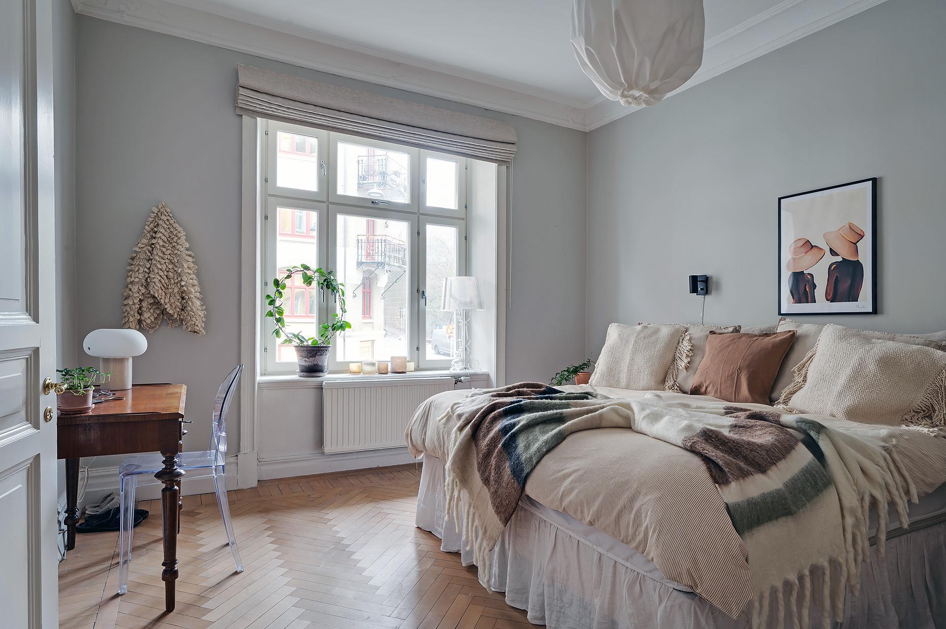 chambre avec moulures et rosaces chambre avec moulures et rosaces