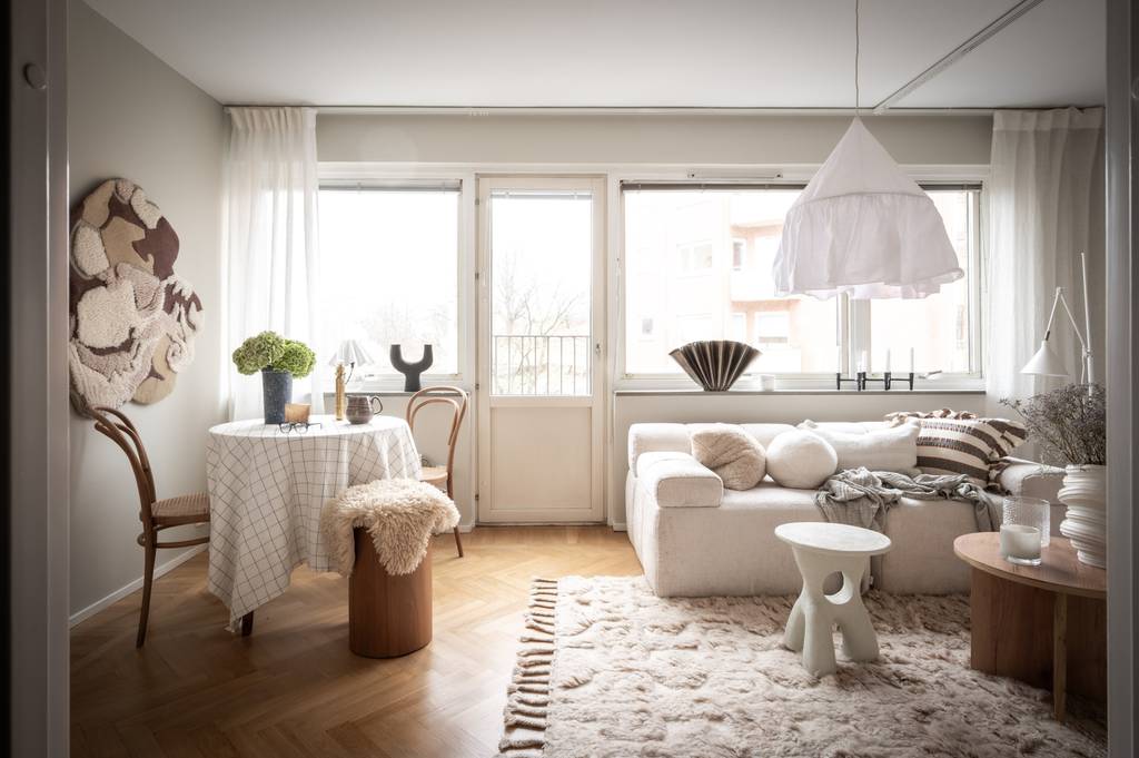 pièce principale studio 35m2 décoration scandinave en tons naturels pièce principale studio 35m2 décoration scandinave en tons naturels